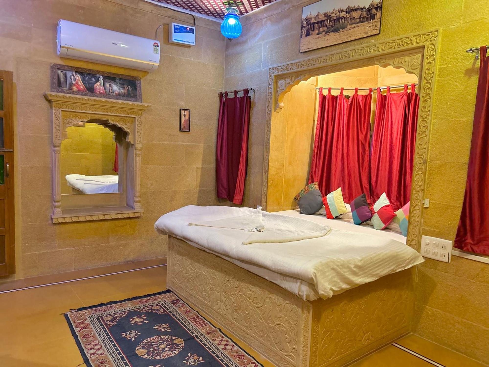 Hotel Pol Haveli Jaisalmer Extérieur photo