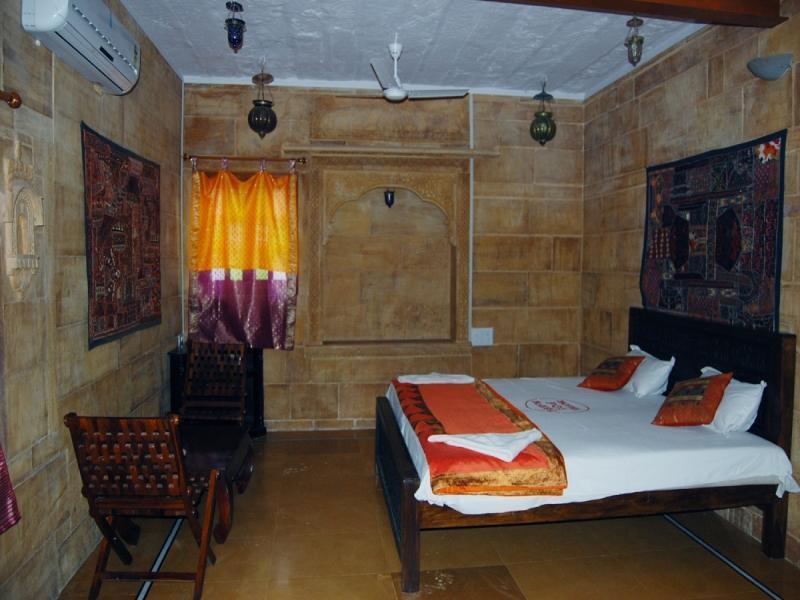 Hotel Pol Haveli Jaisalmer Extérieur photo