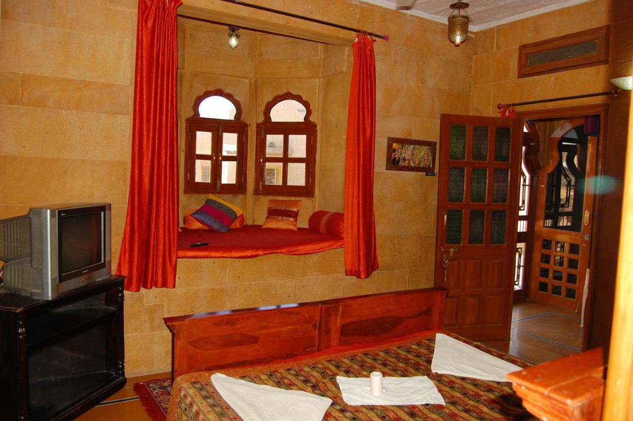 Hotel Pol Haveli Jaisalmer Chambre photo